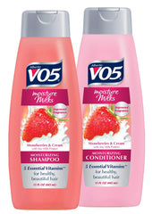 ALBERTO VO5 Moisture Milks Strawberries & Cream, champú para hidratación diaria.