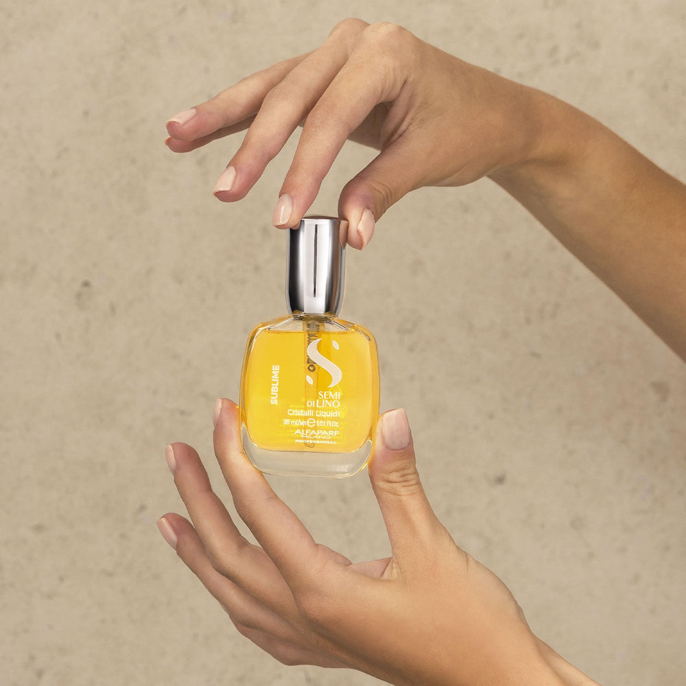 Alfaparf Milano Cristalli Liquidi helps reduce tangles after brushing