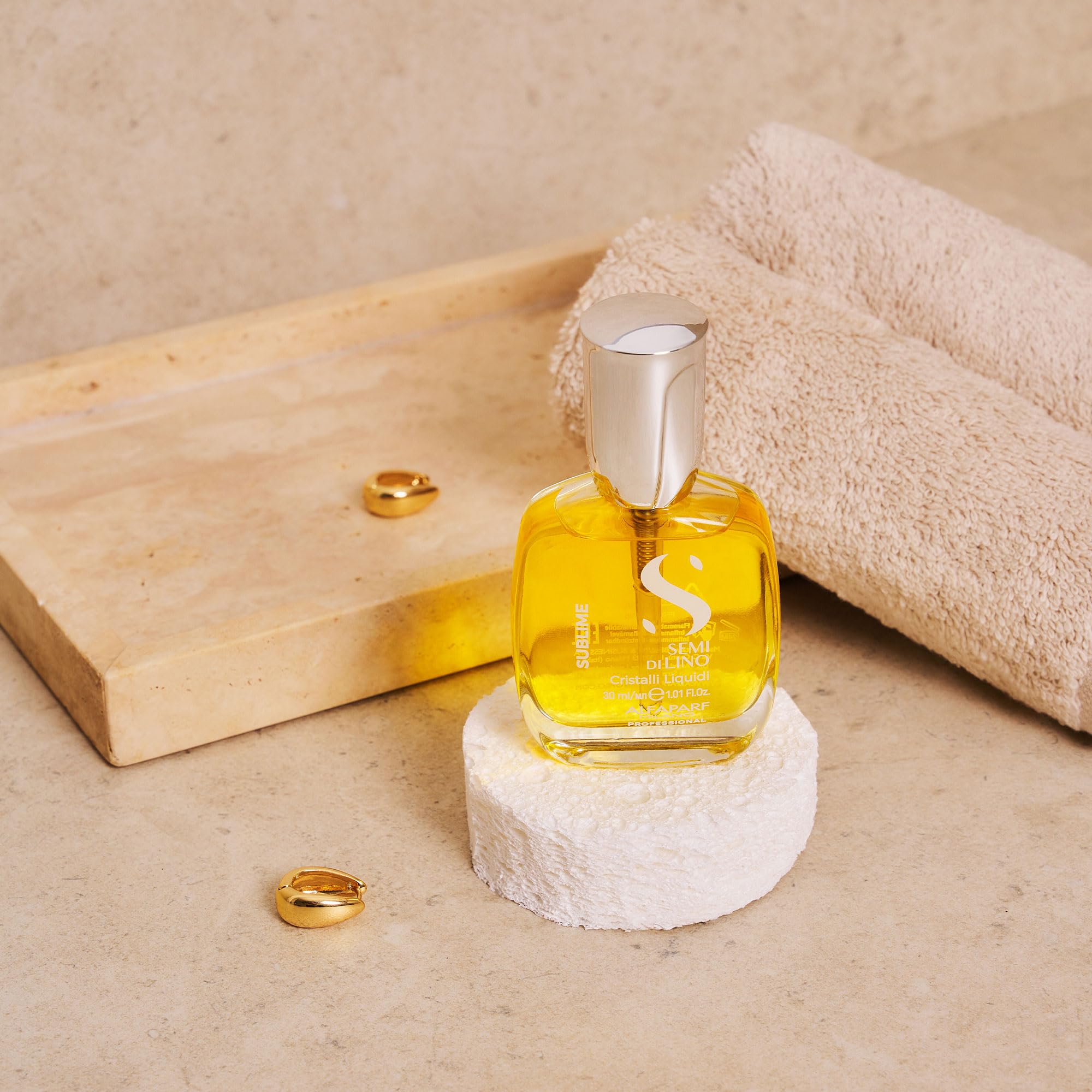 Alfaparf Milano Cristalli Liquidi provides heat protection during styling
