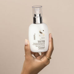 ALFAPARF Milano Semi di Lino Diamond detangles knots for easier brushing.