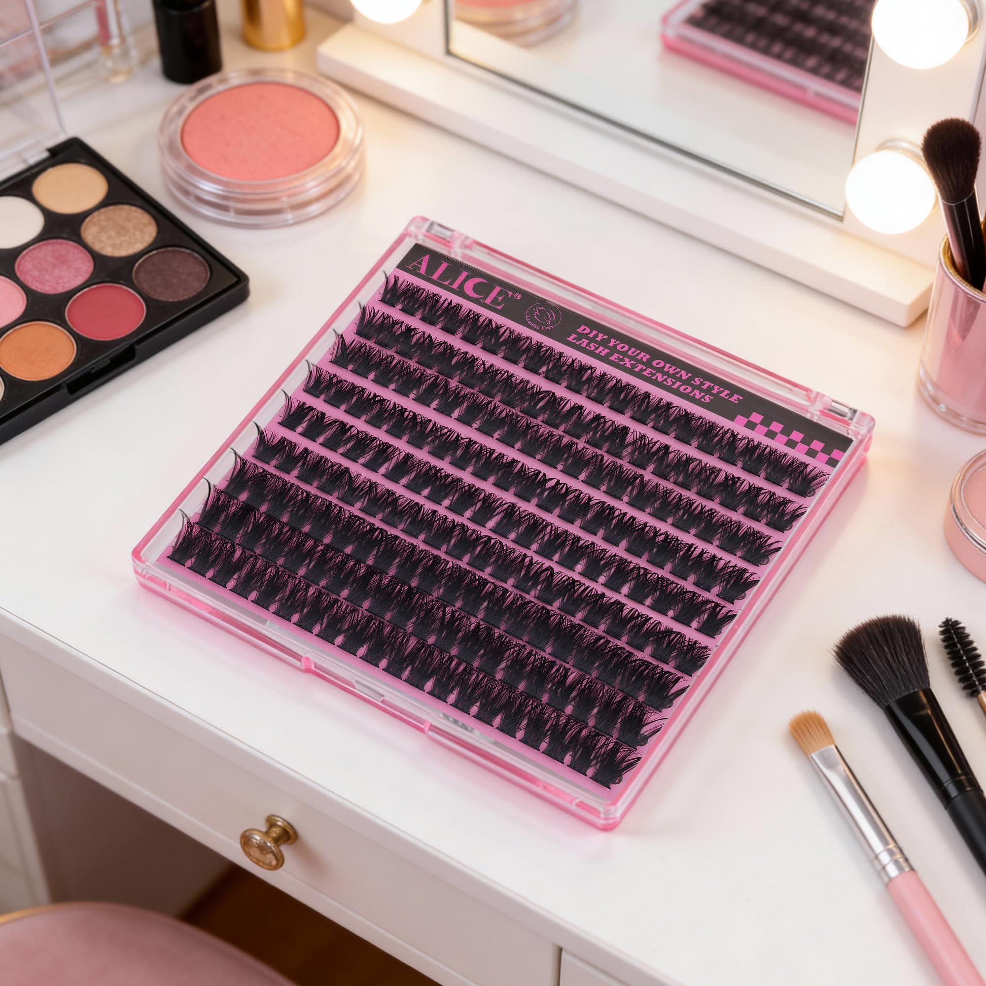 ALICE Beginner-friendly lash setup demonstrating quick at-home application.