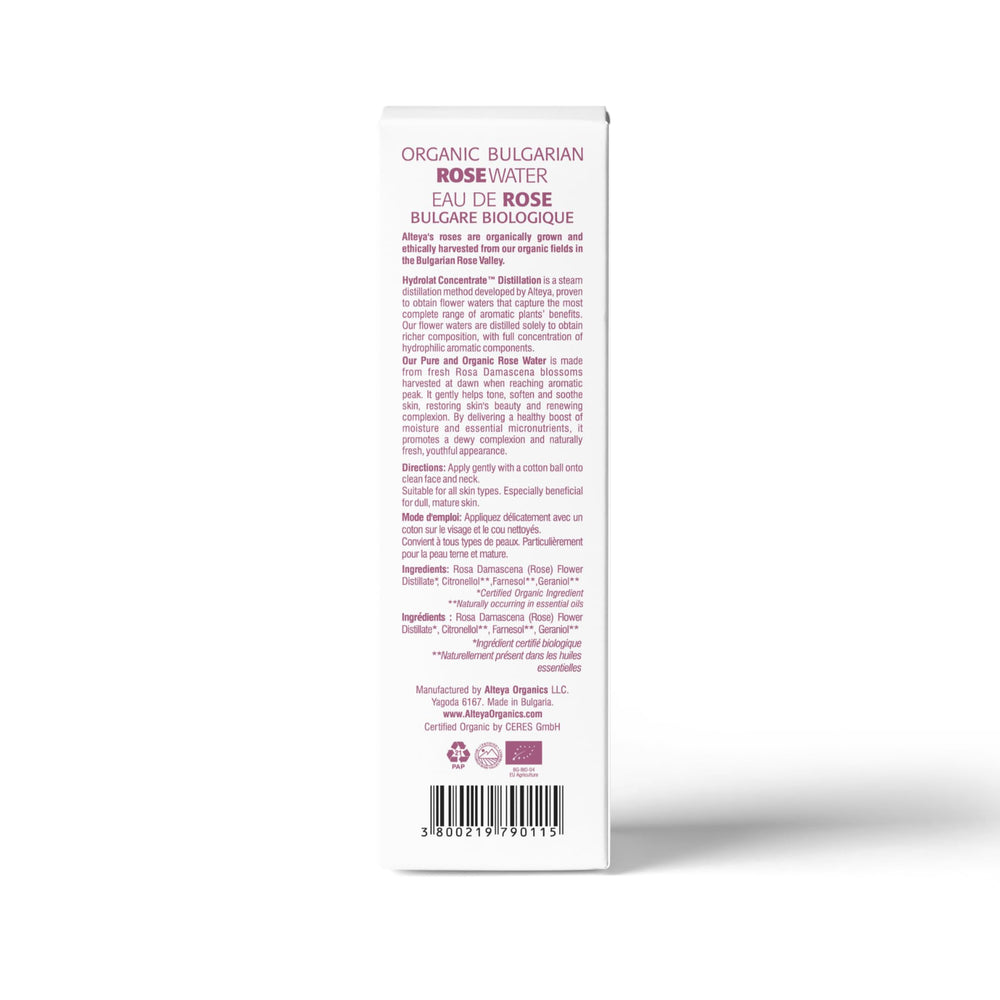 Agua de Rosas de Alteya Organics para aplicación facial suave.