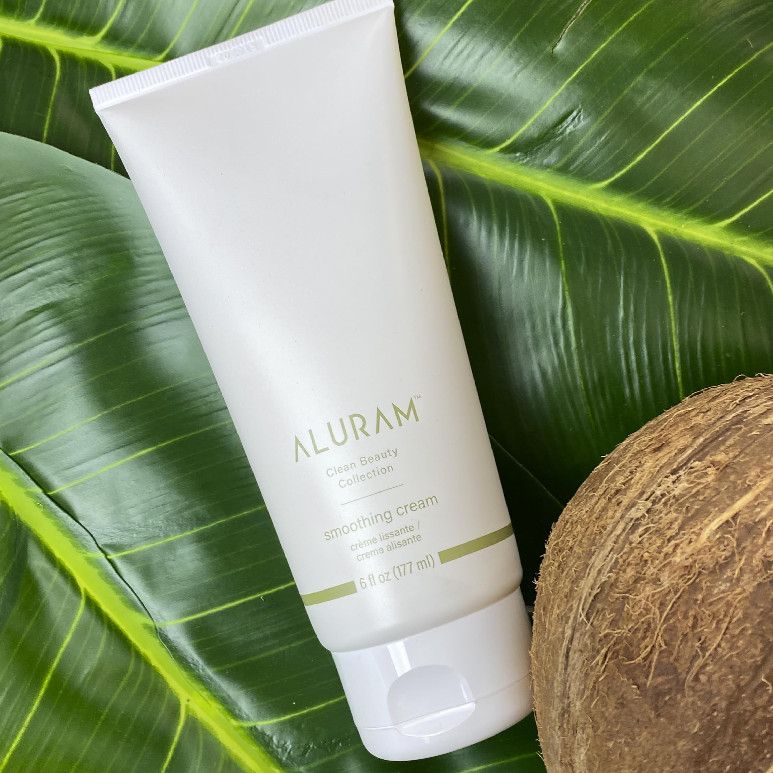 ALURAM crema suavizante aporta brillo y suavidad gracias a marula y jojoba.