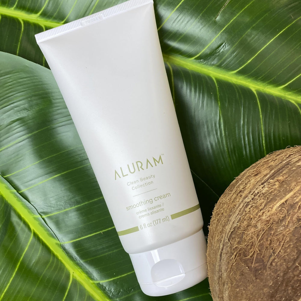 ALURAM crema suavizante aporta brillo y suavidad gracias a marula y jojoba.