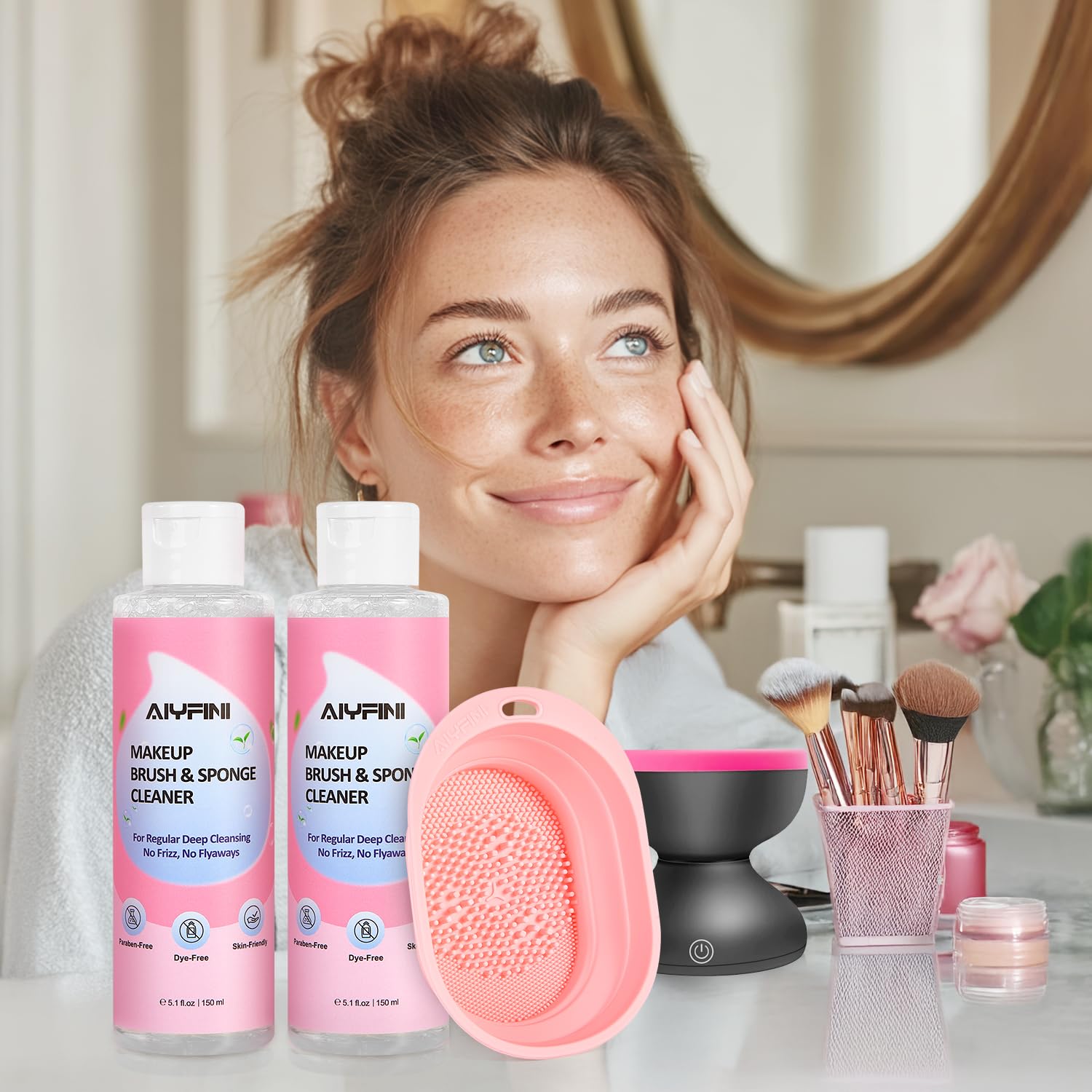 Alyfini Makeup Brush Shampoo diluted-daily-refresh demonstrates easy daily cleaning.