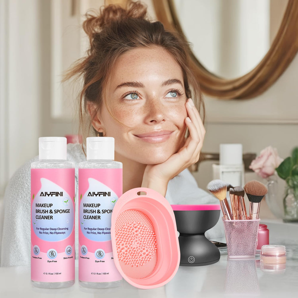 Alyfini Makeup Brush Shampoo diluted-daily-refresh demonstrates easy daily cleaning.