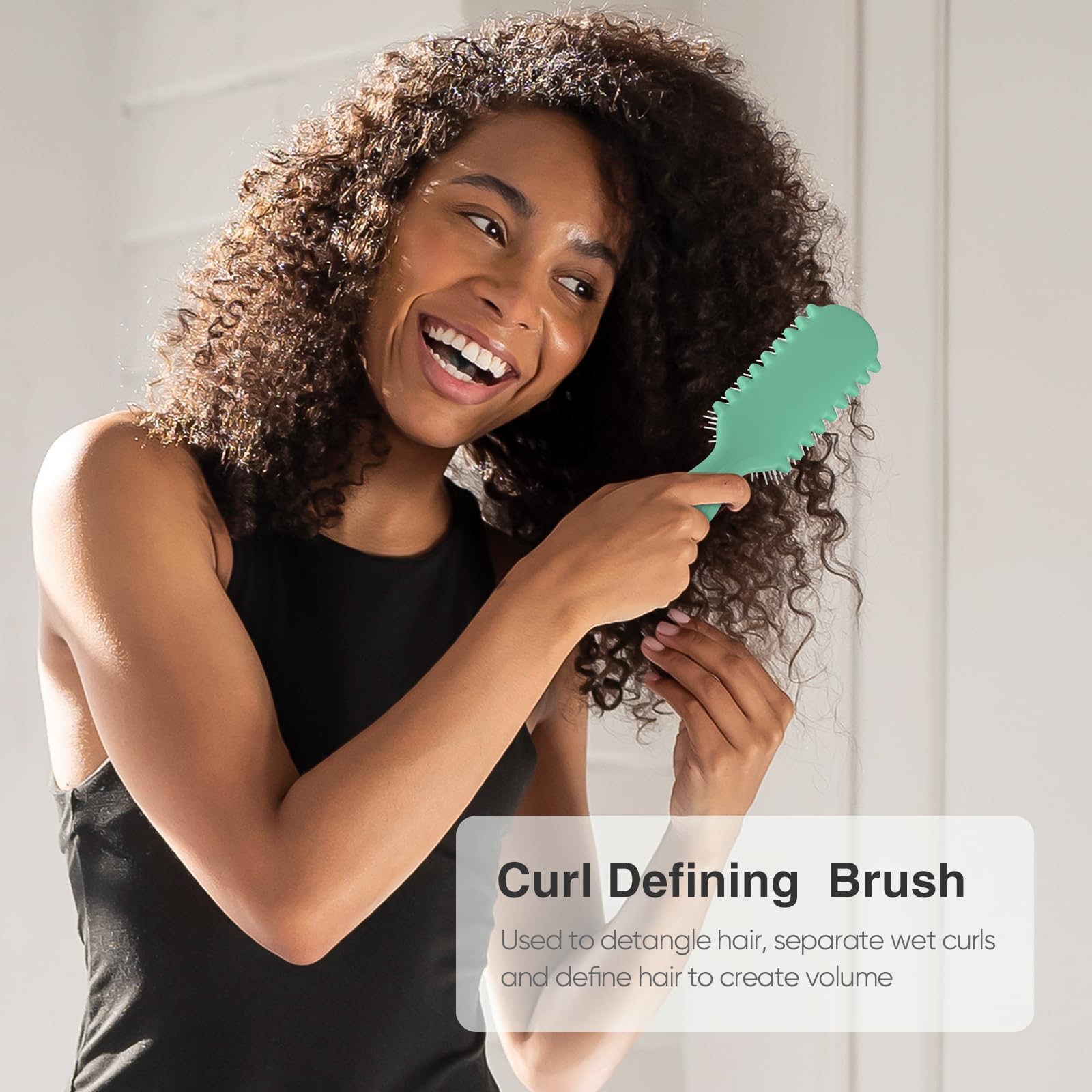 AM8:00 Curl Defining Brush side teeth aid curl separation for bounce