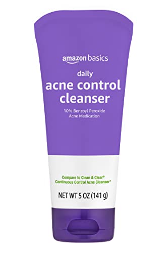 Amazon Basics Acne Wash 3-pack tubes for easy travel and daily use.