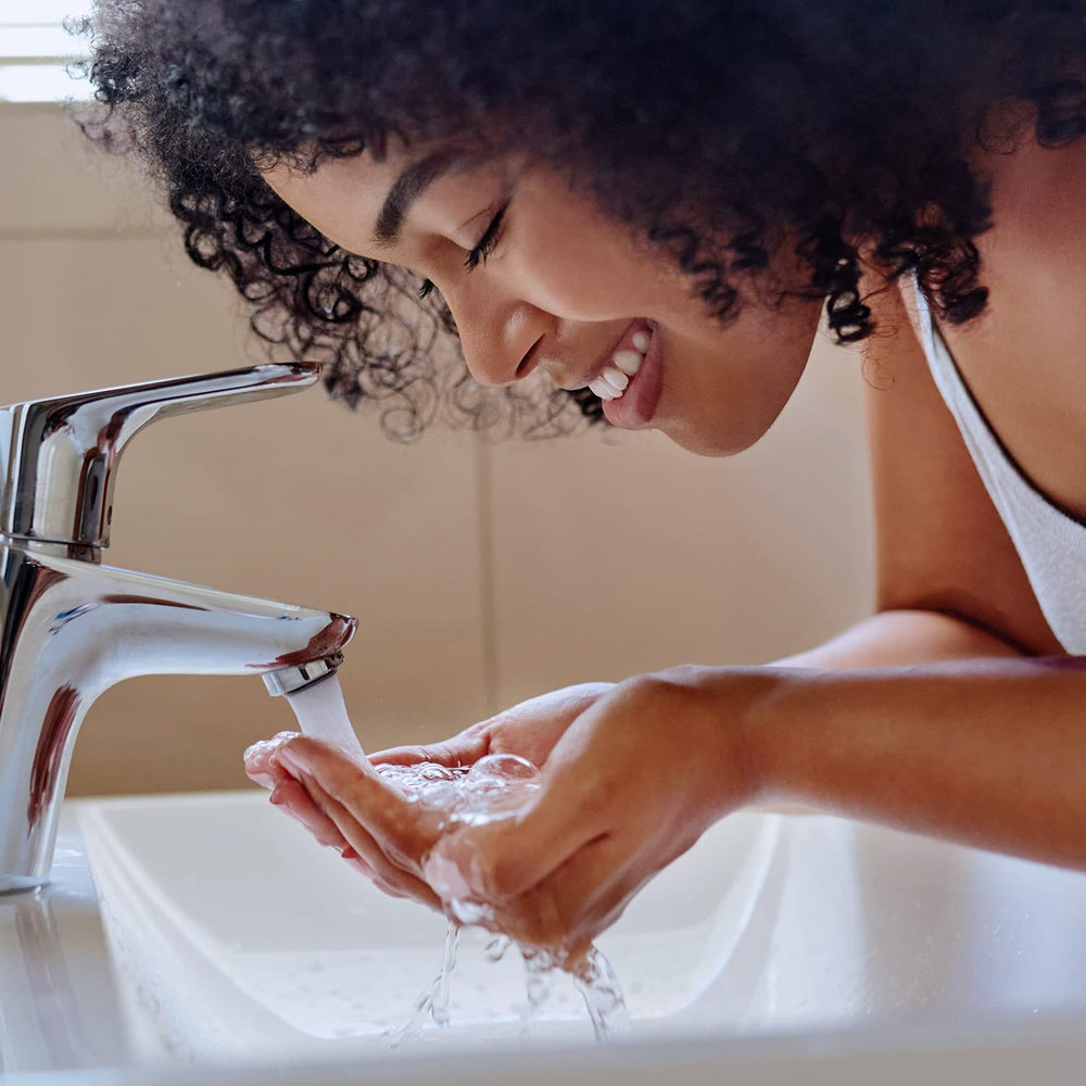 Opción sin fragancia para piel sensible de Amazon Basics Daily Facial Cleanser