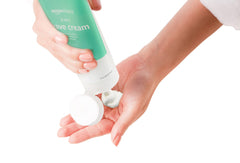 Fragrance-free Amazon Basics shave cream packaging for easy daily use.