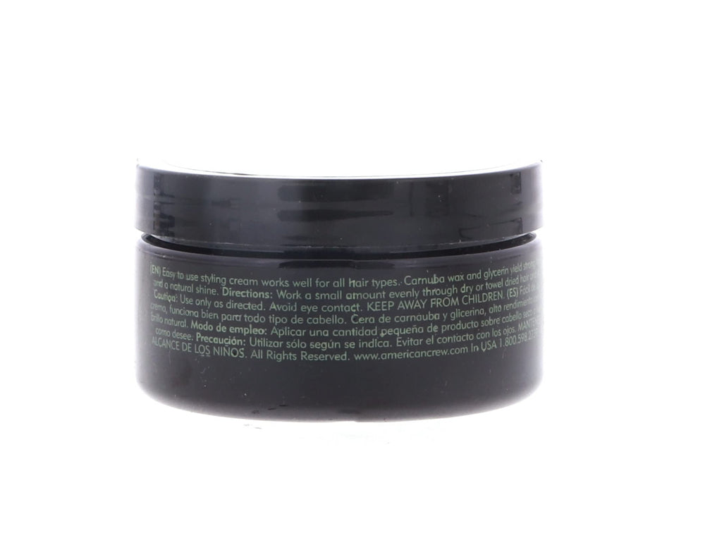 Textured hair with American Crew Forming Cream, natural waves