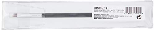 Close-up of the tapered tip on Anastasia Duo Brush #12