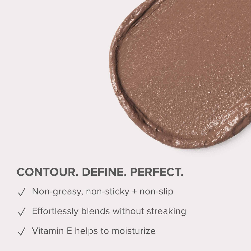 Anastasia Beverly Hills Smooth Blur Contour Stick Shadow, application on cheek, natural definition.