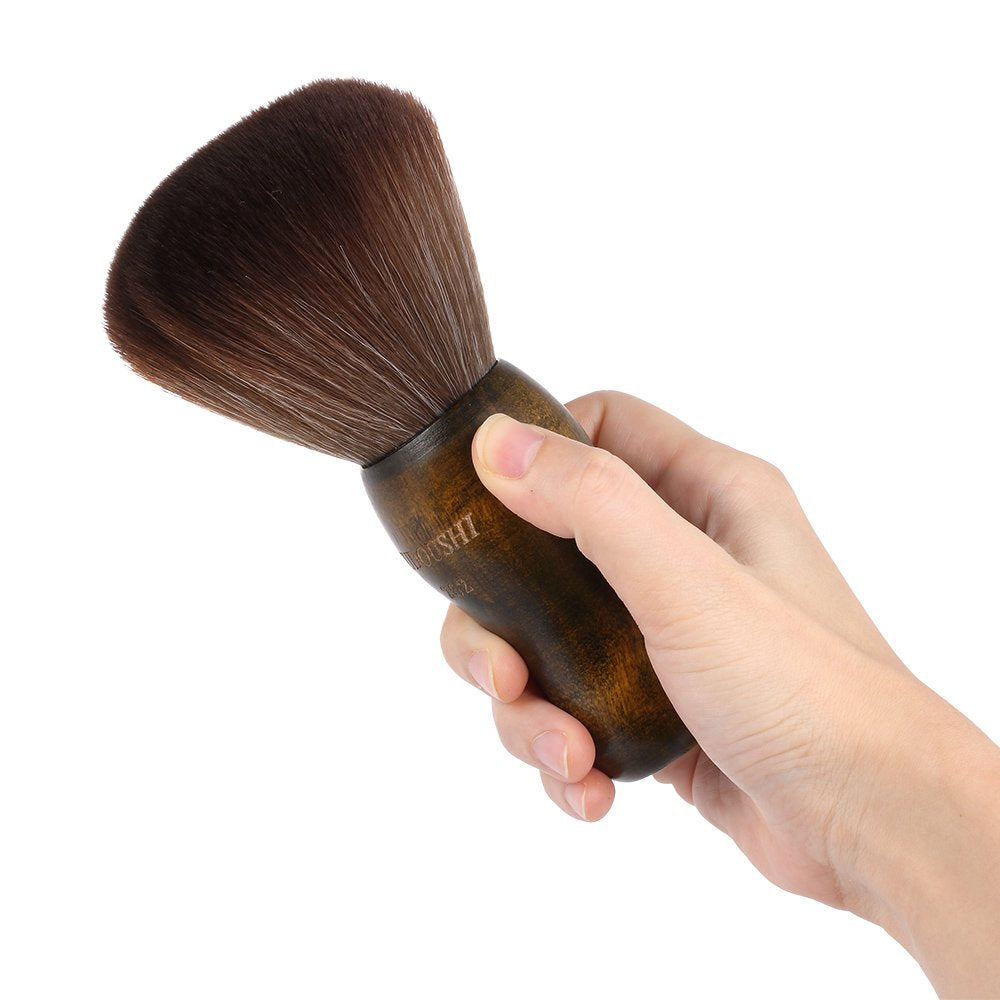 Anself dusting around ears and neck line for quick cleaning