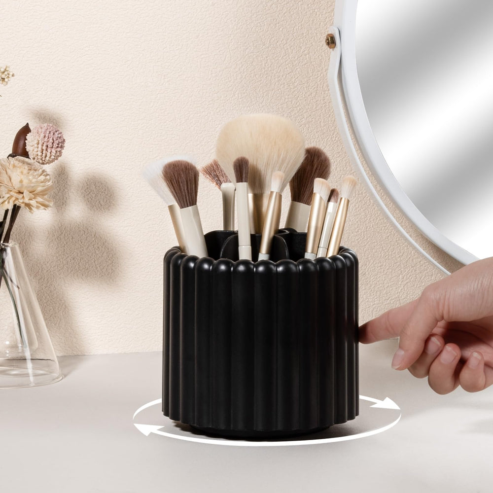 Anyoifax removable compartments keep brushes and tools neatly separated