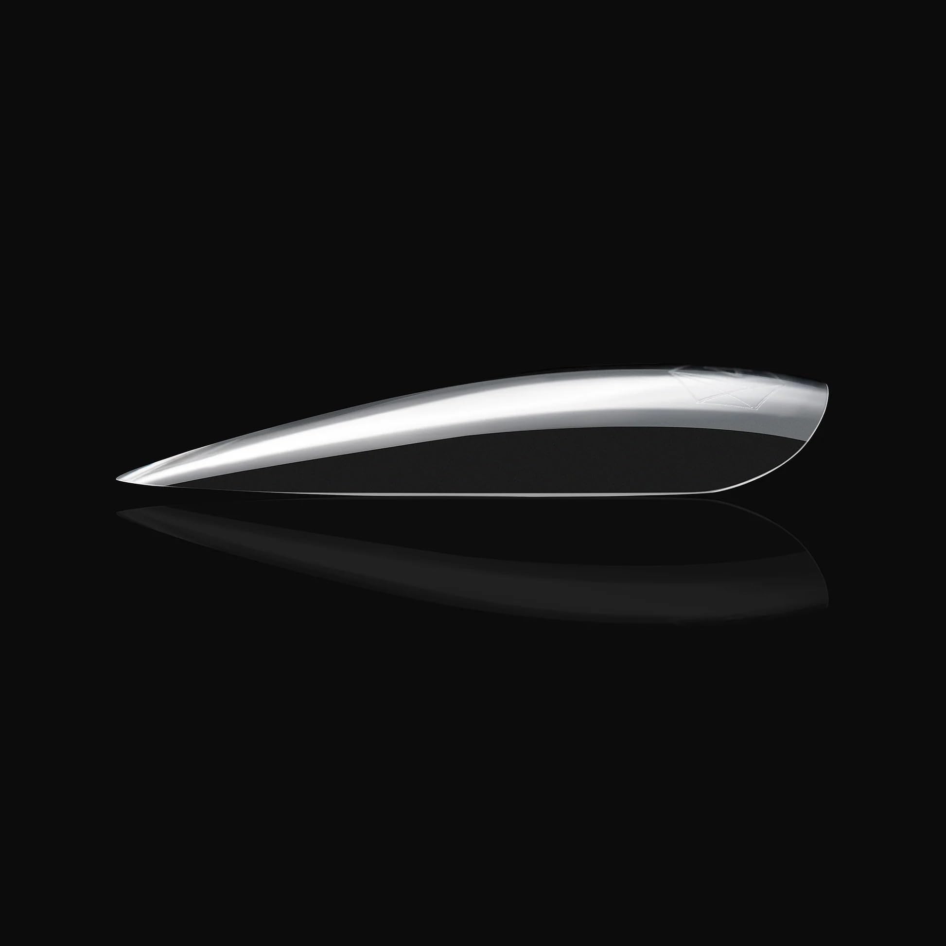 APRÉS Gel-X half-size 4.5 tip for precise fitting.