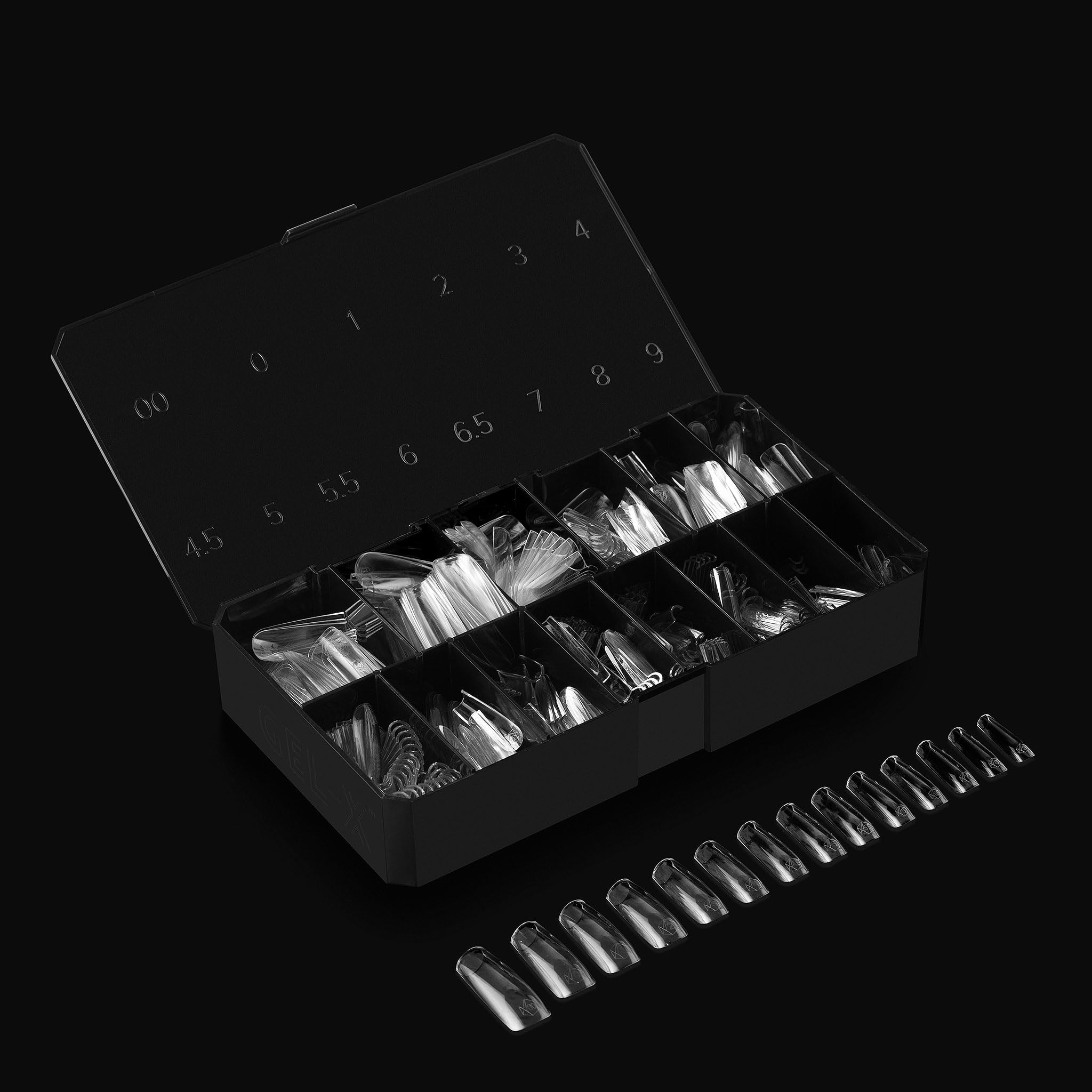 APRÉS Gel-X professional-grade results deliver salon-quality nails at a glance.