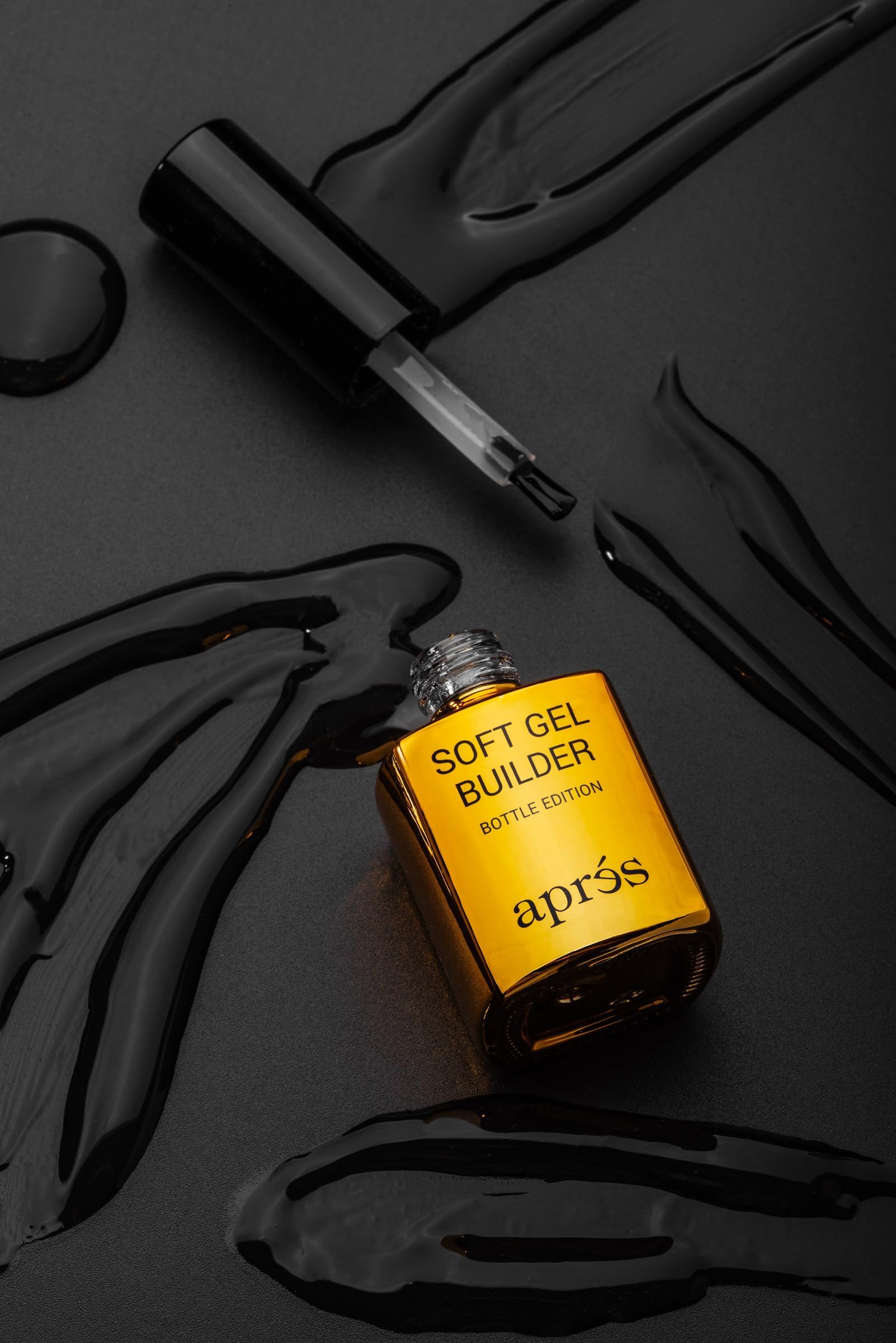 APRÉS Soft Gel Builder packaging highlights premium brand quality
