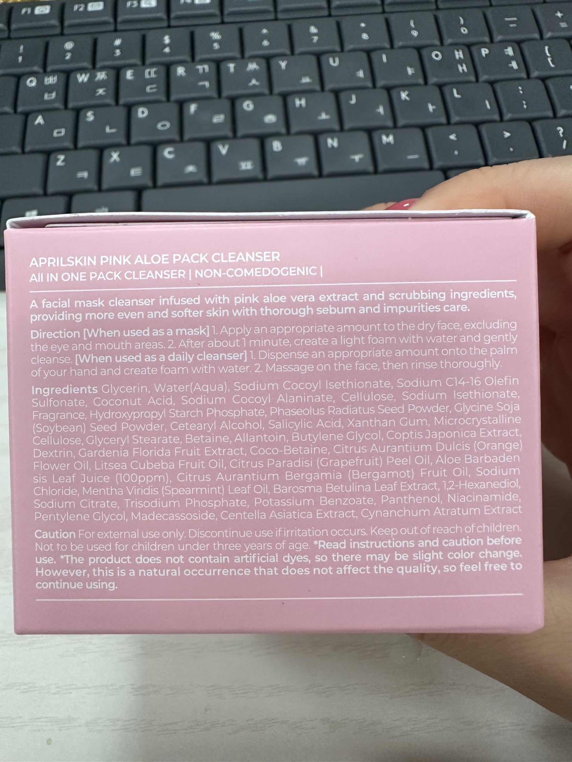 APRILSKIN Pink Aloe: deja la piel limpia para el siguiente paso