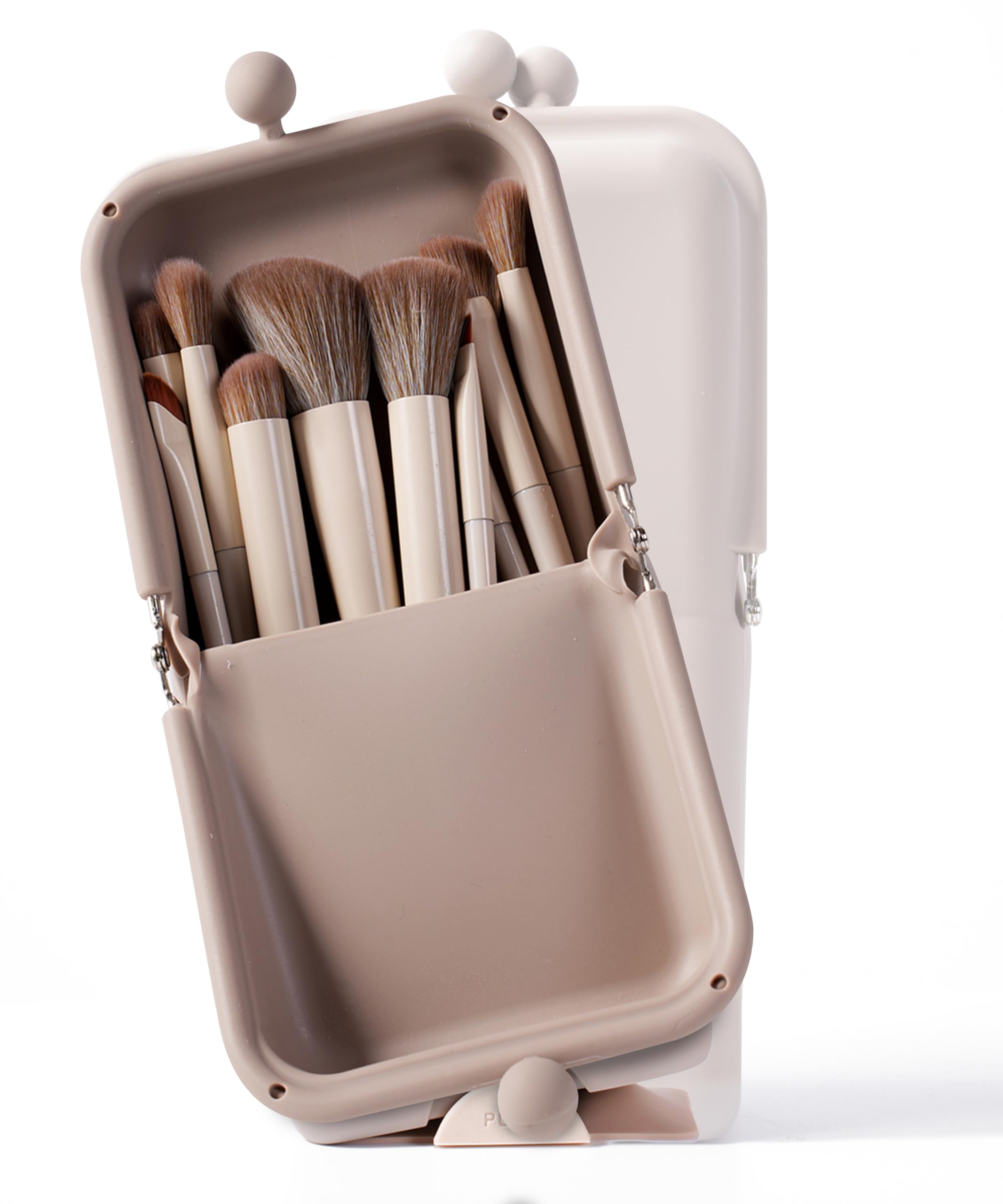 APT 1101 compact storage solution keeps brushes organized