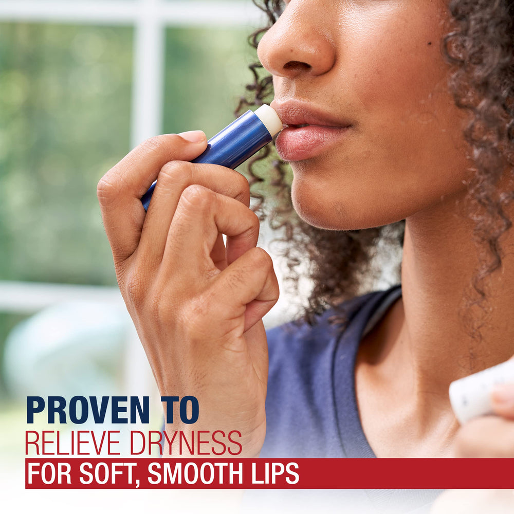 Textura suave de Aquaphor se desliza con facilidad sobre los labios.