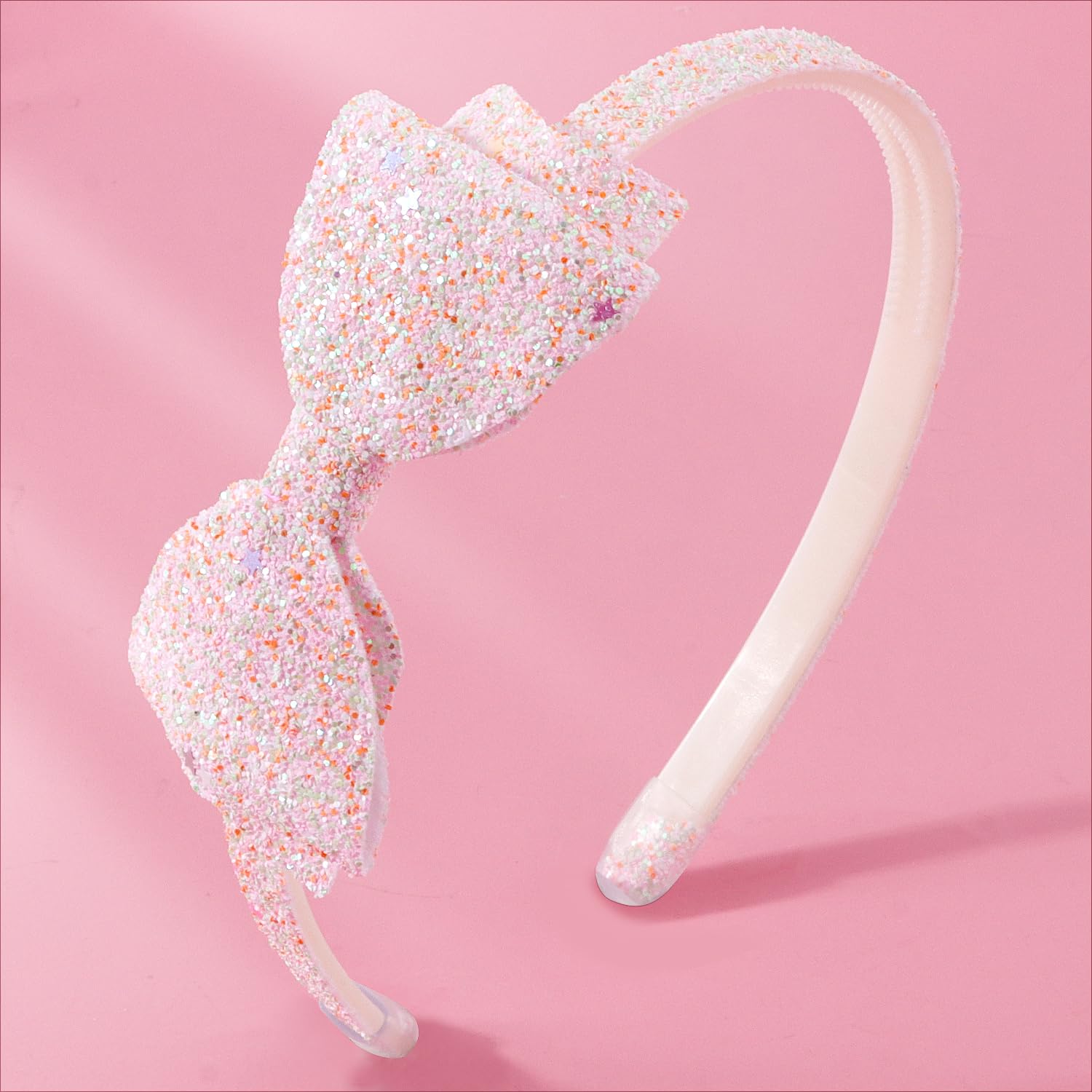 Diadema ARBEYOOU con lazo brillante, añade encanto a cualquier conjunto.