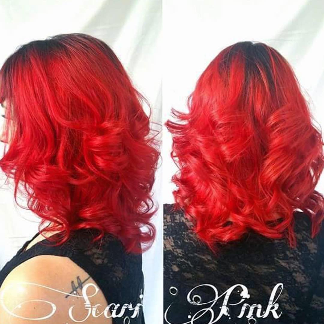ARCTIC FOX Poison dye conditions hair while coloring for softness