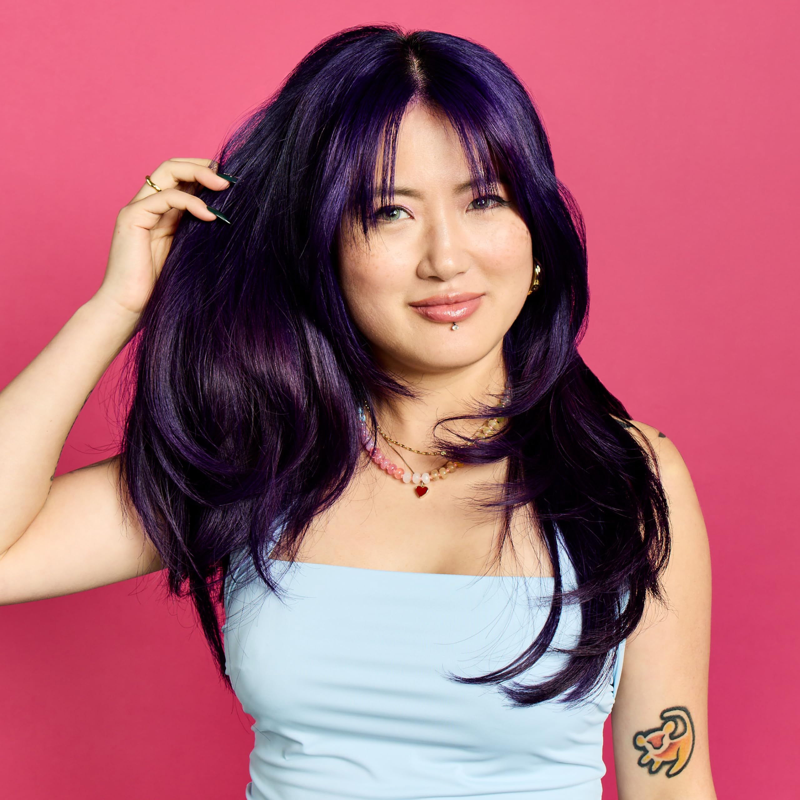 ARCTIC FOX Purple AF mixing cup reveals customizable hues for creative color