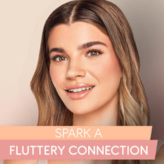 Ardell Naked Clusters 421 Invisiband demonstrates a seamless blend with natural lashes.