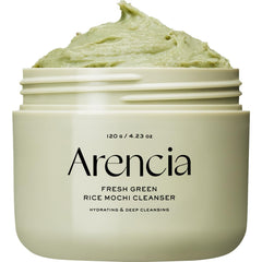 ARENCIA Arencia limpiador facial arroz mochi, enfocado en el empaque para la rutina diaria.