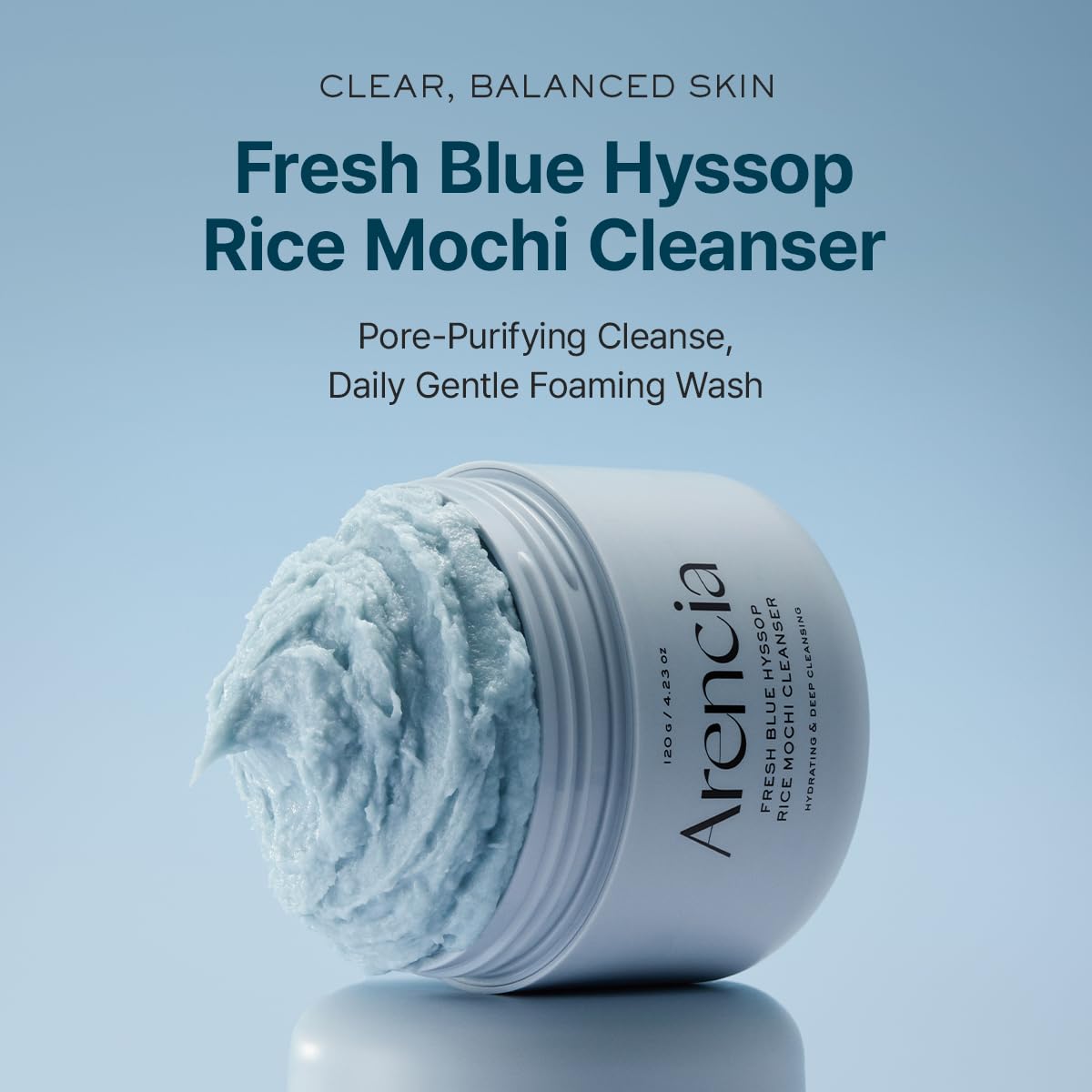 ARENCIA exfoliante con gránulos para desincrustar poros sin irritar.
