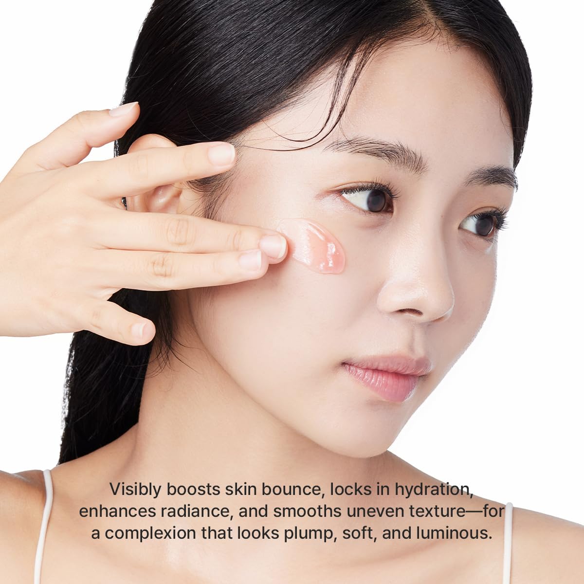 Frasco compacto facilita la rutina nocturna con Arencia Rojo Batido Serum.