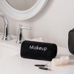Arkwright makeup towels for facial makeup removal with soft fabric.