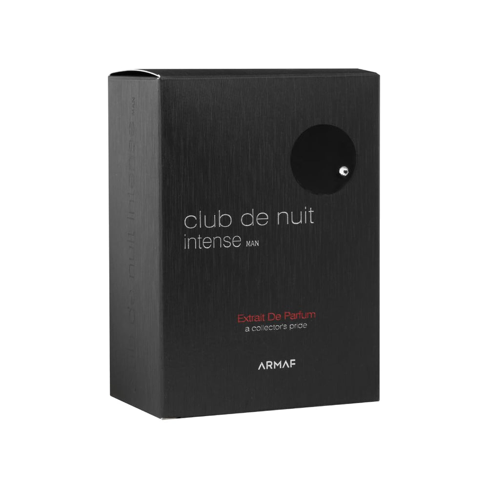 Armaf Club De Nuit Intense Extrait spray action showing projection and lasting aura