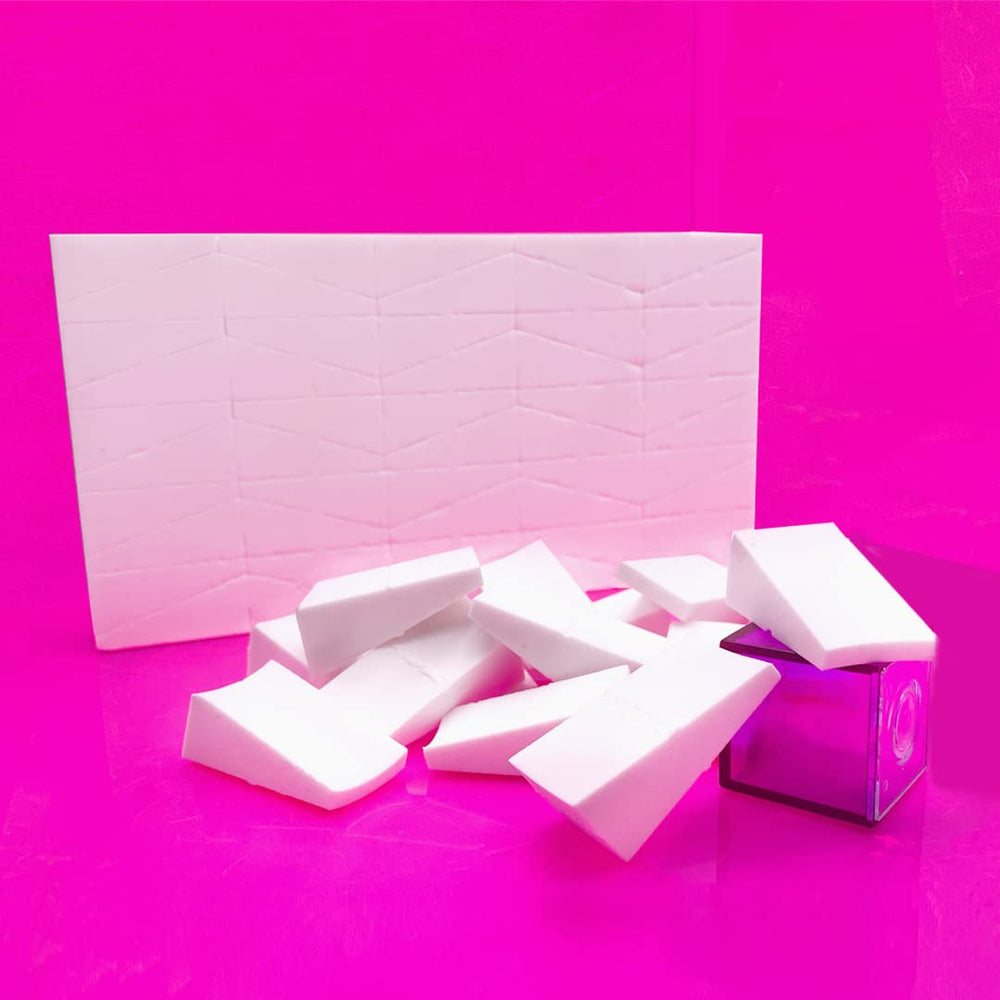Artist's Choice disposable triangle sponge wedges for quick, tidy makeup sessions.