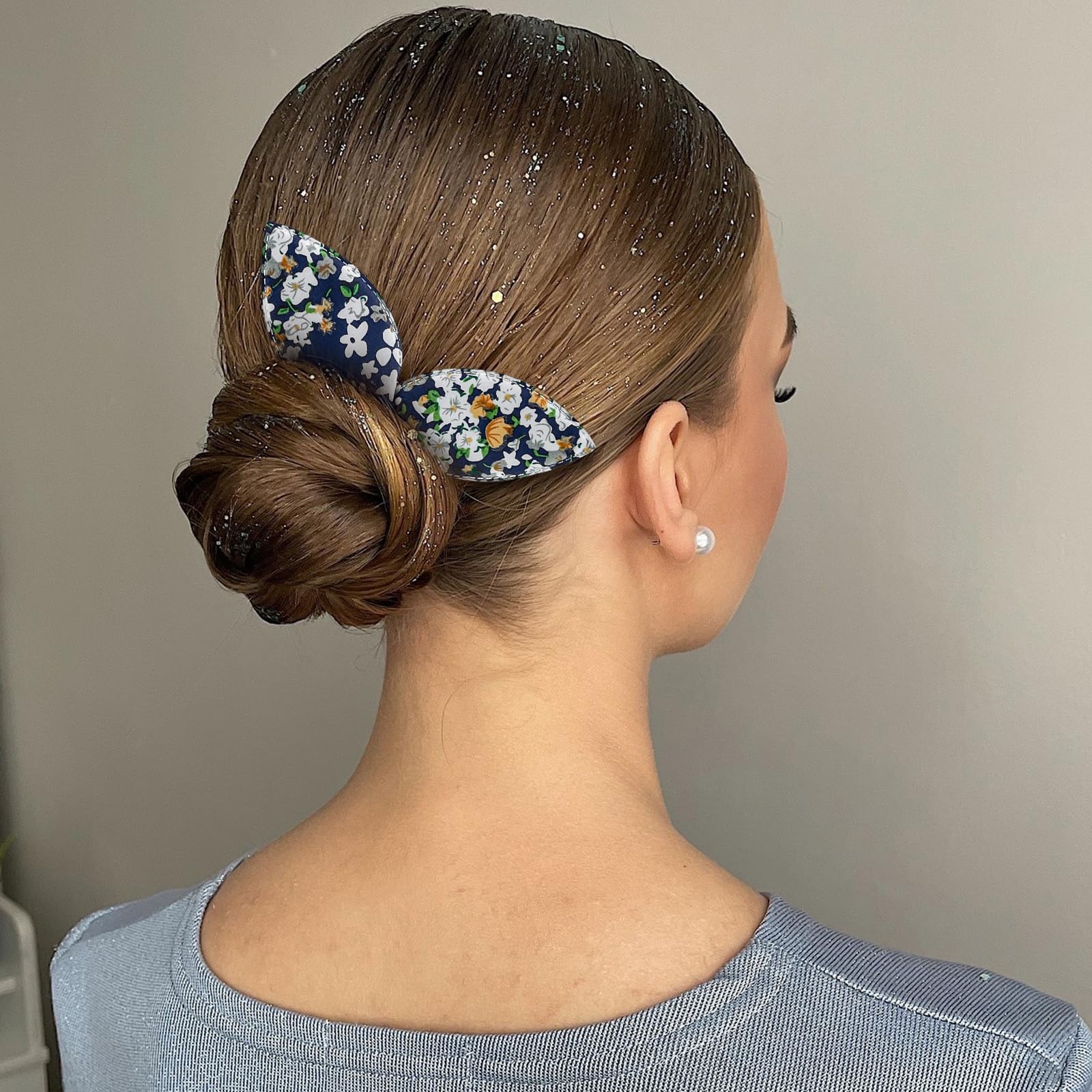 Aswewamt Deft Bun Maker easy use for fast styling.