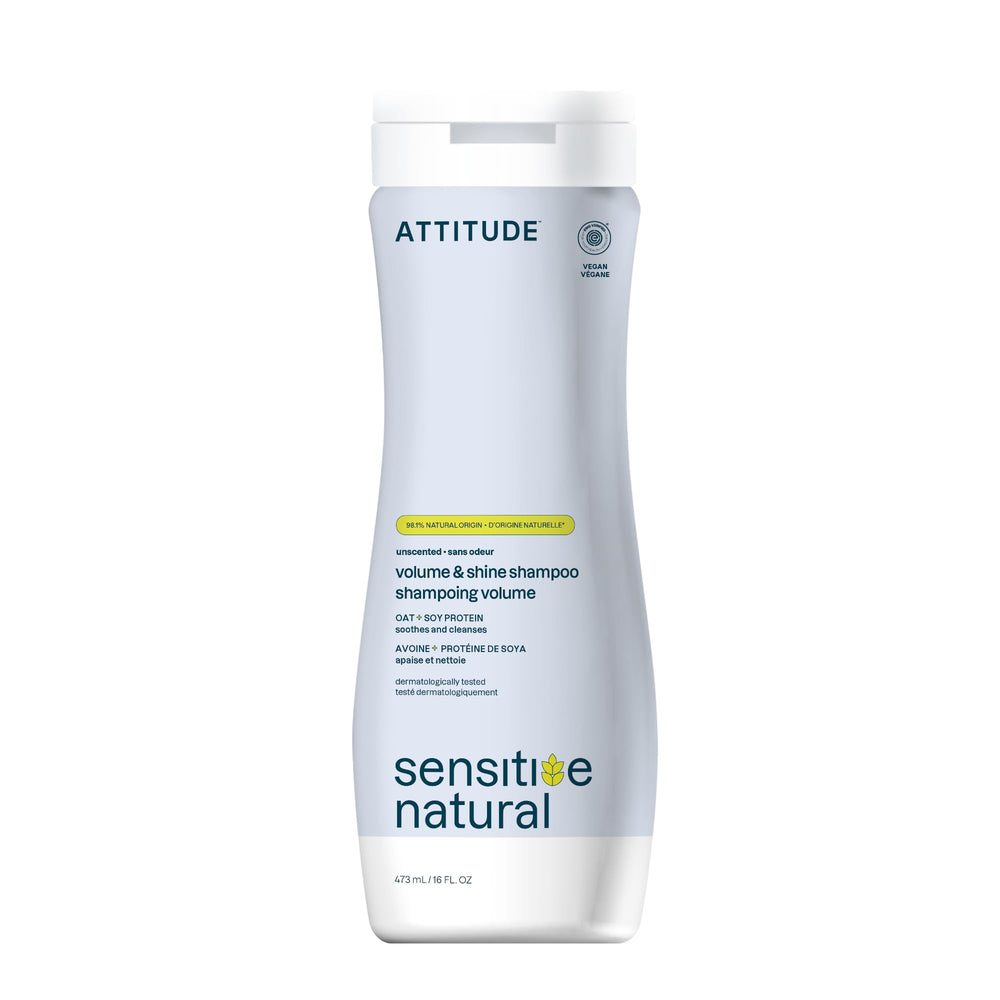 ATTITUDE Shampoo: botella vertiendo para limpieza suave del cuero cabelludo sensible