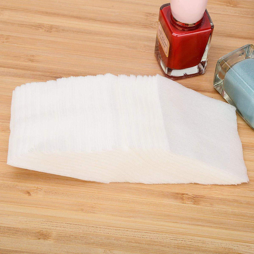 The 1000-piece Aturmon box keeps pads organized for routine skincare.