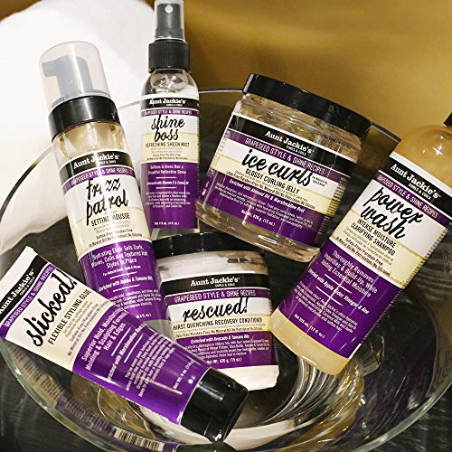 Aunt Jackie's Frizz Patrol Mousse fijación ligera para estilo con movimiento.
