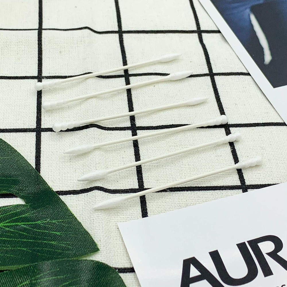 AURASIN safety-first design provides gentle cleaning while reducing deep insertion risk.