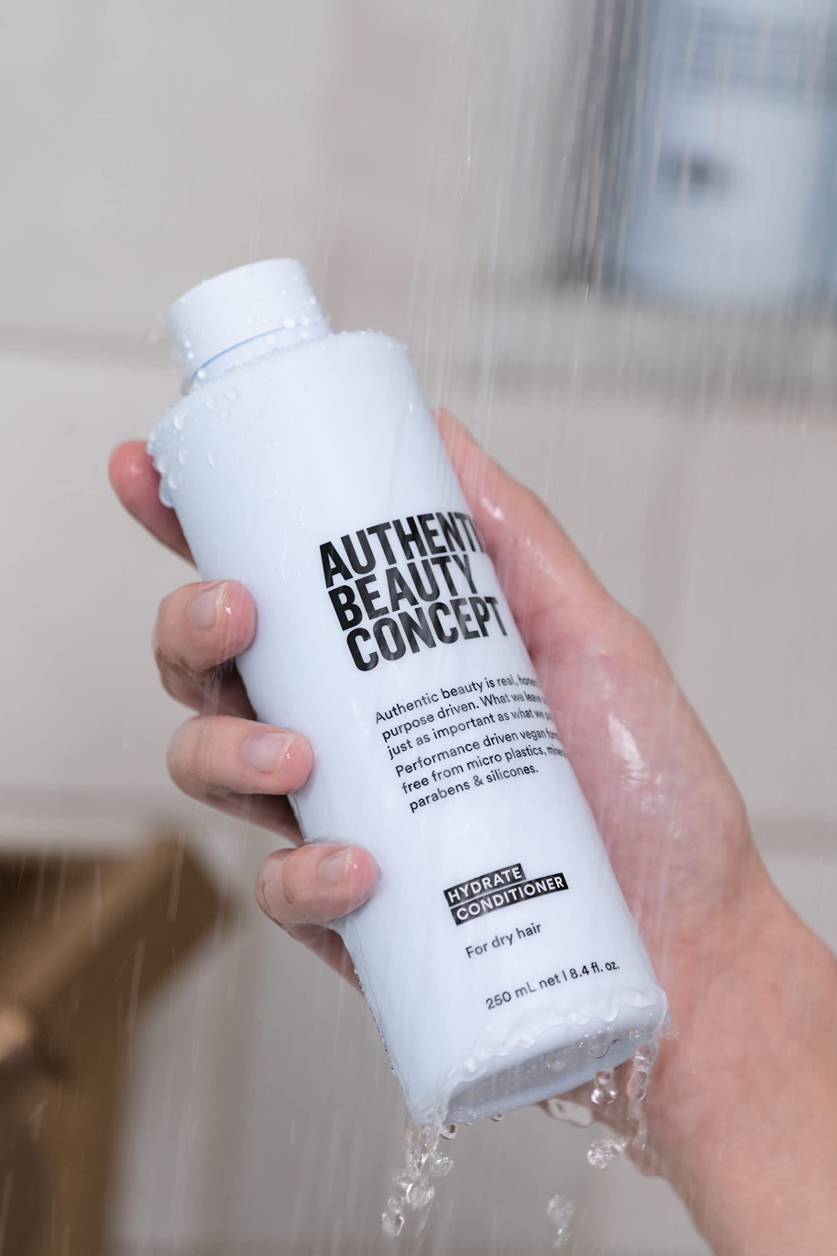 Authentic Beauty Concept Hydrate conditioner gluten-free label with ingredients