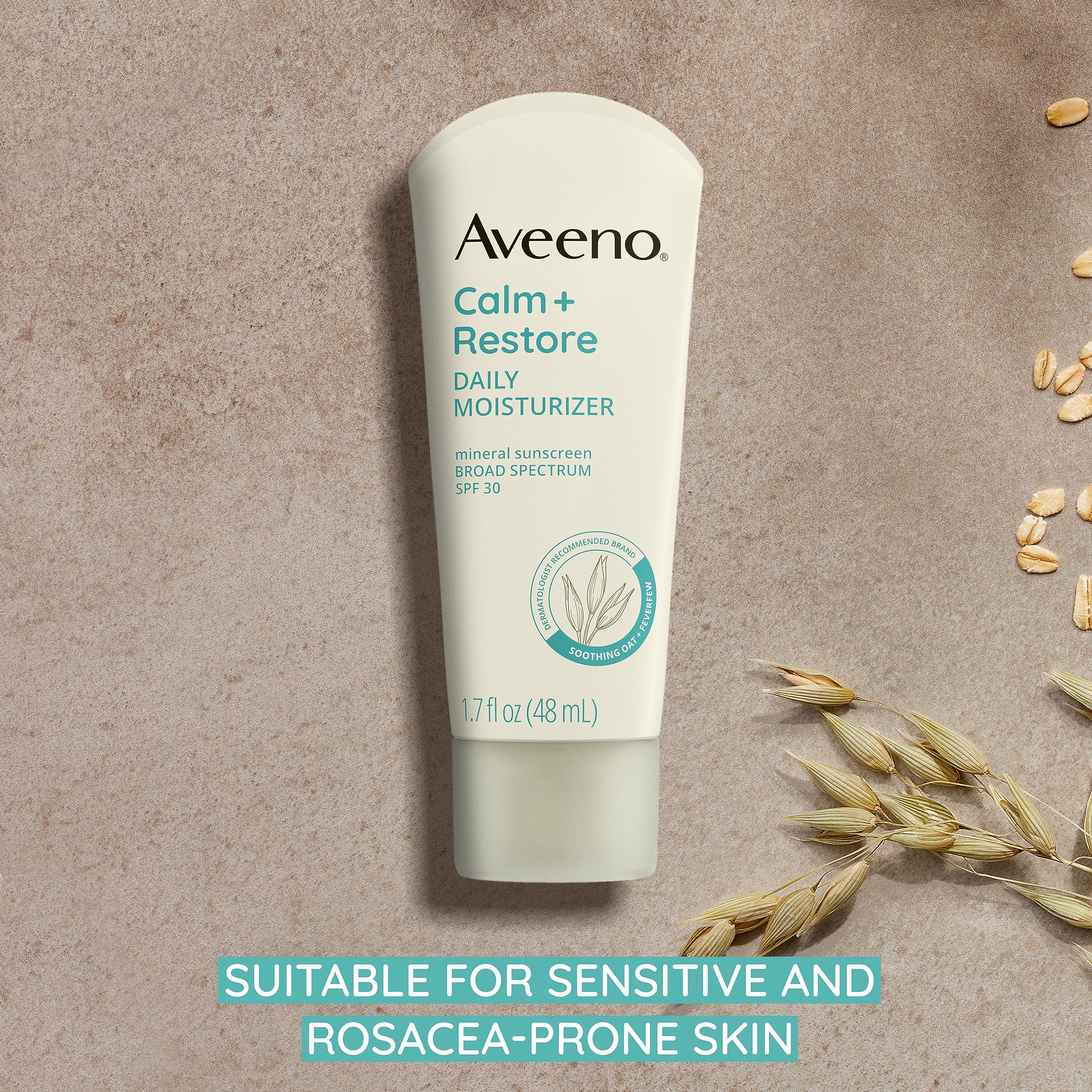Protección UV SPF 30 con Aveeno Calm + Restore para uso diario al aire libre.