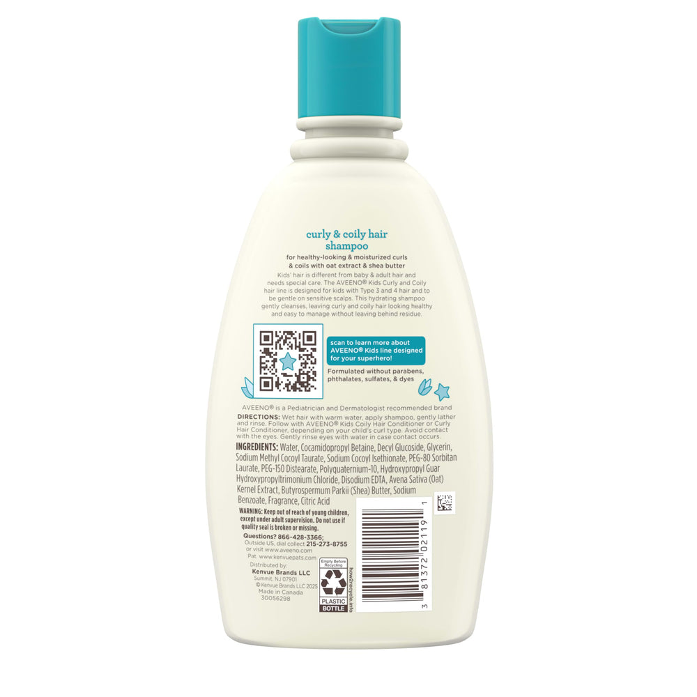 Rutina diaria con Aveeno Kids Curly & Coily Hair Shampoo para rizos manejables.