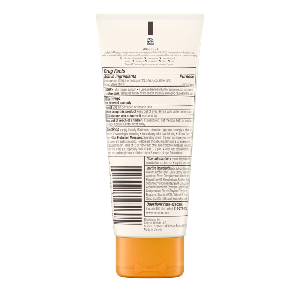Tubo compacto de viaje Aveeno Protect + Hydrate para exterior.