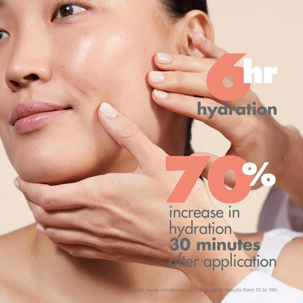 Applying Avène Gentle Milk Cleanser to dry skin leaves it soft and hydrated