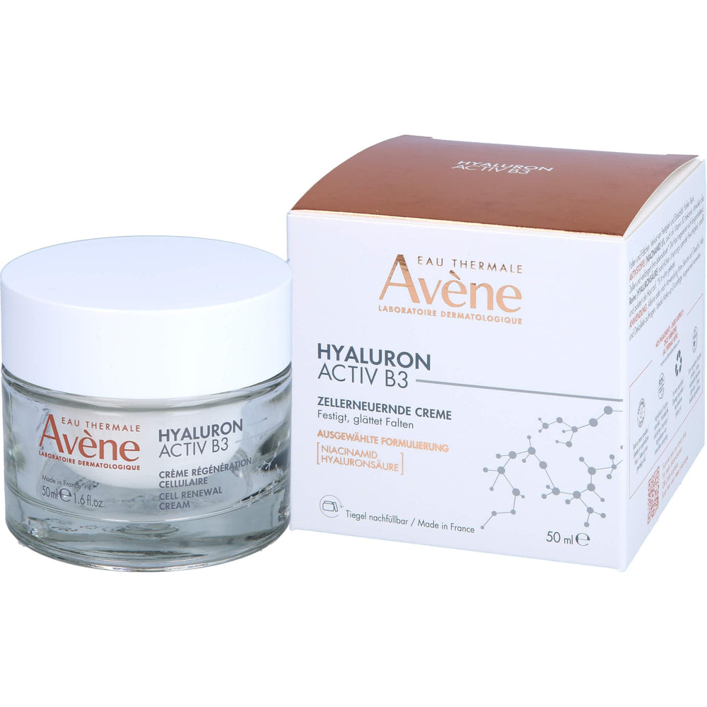Avène Hyaluron Activ B3 Cream application close-up shows smooth, even skin hydration.