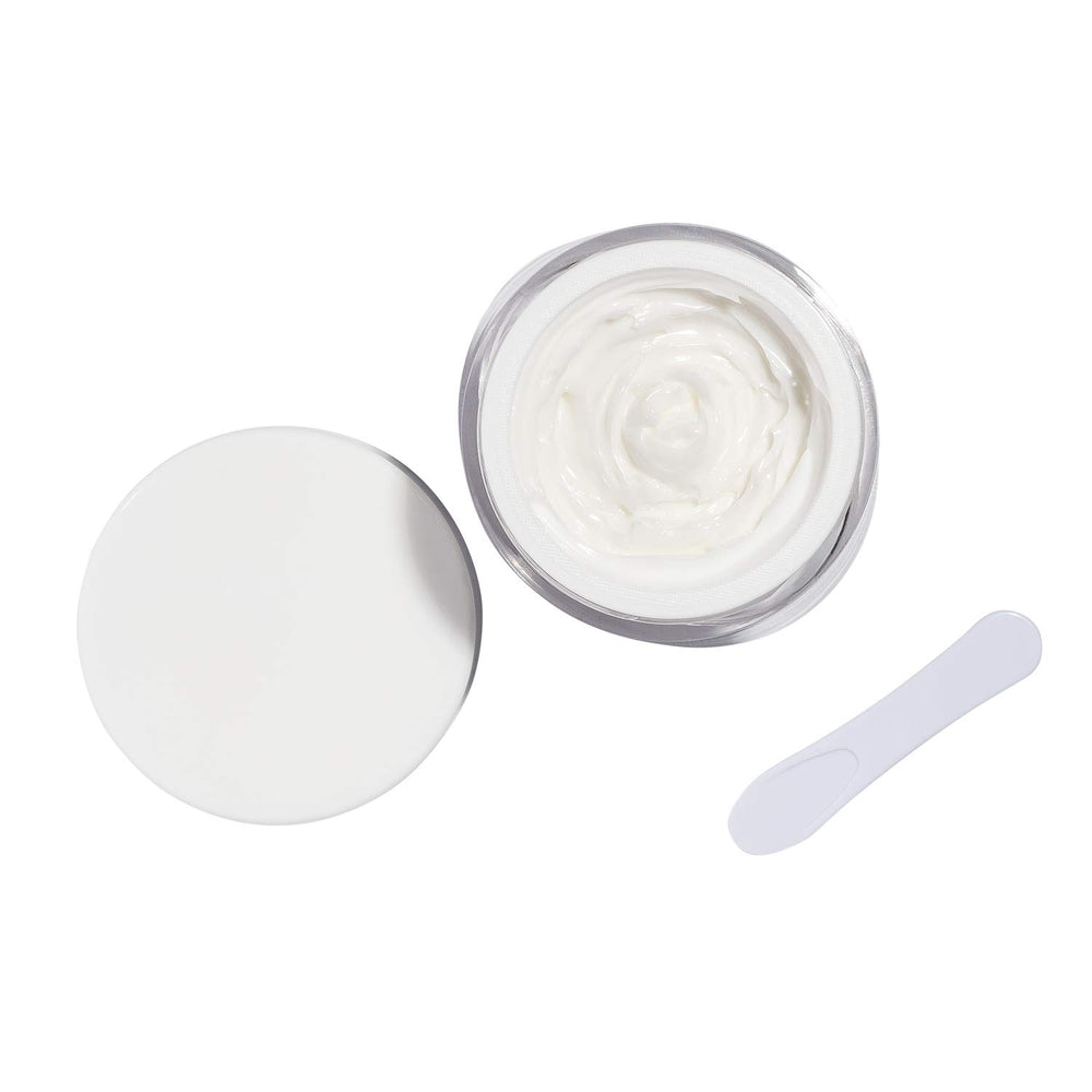 Avène Rich Revitalizing Cream ingredient spotlight vitamin E and fruit antioxidants for skin support.
