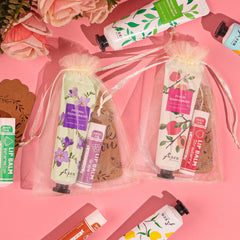 AZEN thank-you labels for a polished wedding favor look