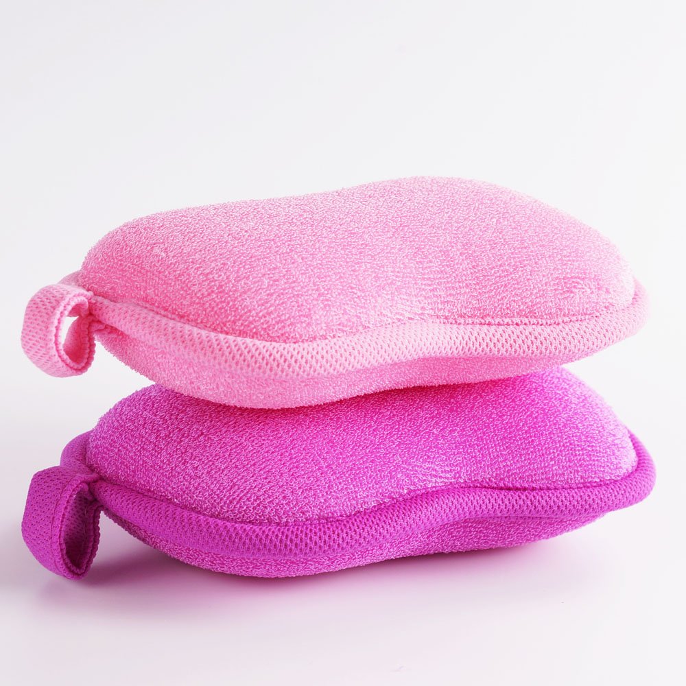 Longitud de 14,8 cm para cubrir el torso con suavidad.