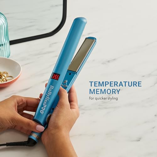 BaBylissPRO Digital temperature control enables precise styling up to 450°F.